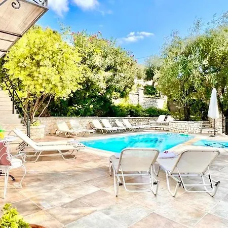 Aphrodite & With Swimming Pool Daire