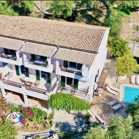 Apartament Aphrodite & With Swimming Pool