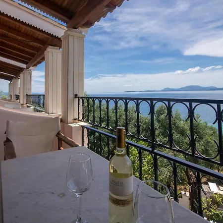 Appartement Aphrodite & With Swimming Pool