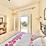Apartment Aphrodite & With Swimming Pool *