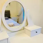 Aphrodite & With Swimming Pool Apartment