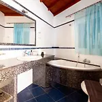 Apartment Aphrodite & With Swimming Pool *