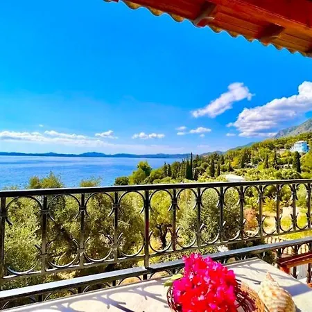 Aphrodite & With Swimming Pool Apartament Nisaki (Corfu)