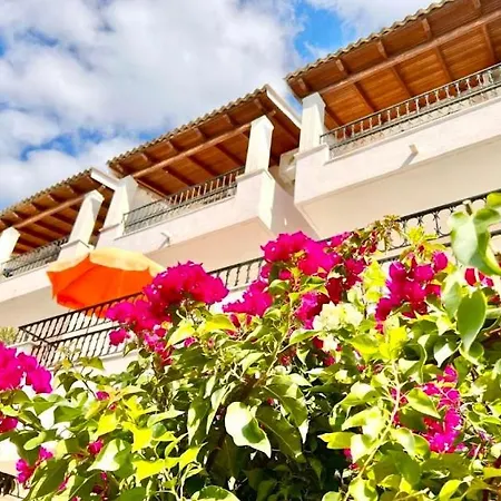 Aphrodite & With Swimming Pool Nisaki (Corfu)