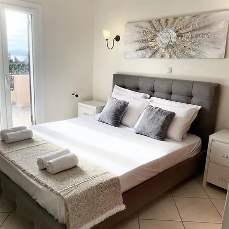 Apartament Aphrodite & With Swimming Pool