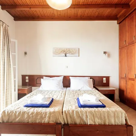 Aphrodite & With Swimming Pool Apartament