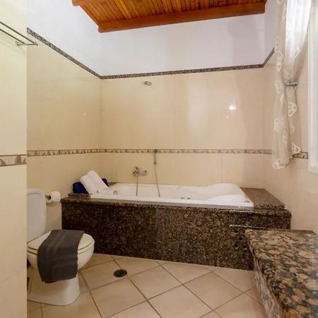 Apartament Aphrodite & With Swimming Pool *