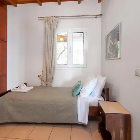 Aphrodite & With Swimming Pool Apartament Nisaki (Corfu)