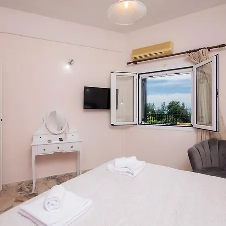 Apartamento Aphrodite & With Swimming Pool Nisaki (Corfu)