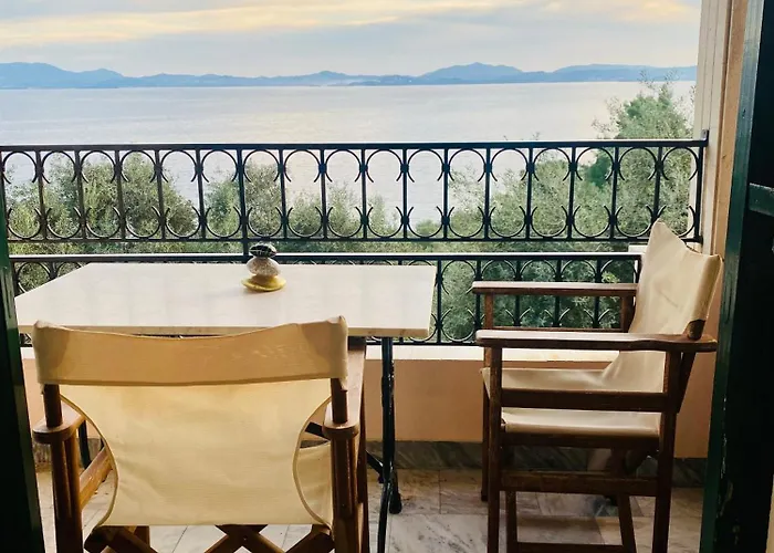 公寓 Aphrodite & With Swimming Pool Nisaki (Corfu)